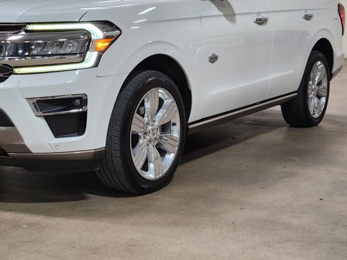 Used 2024 Ford Expedition King Ranch AWD/4WD image 15