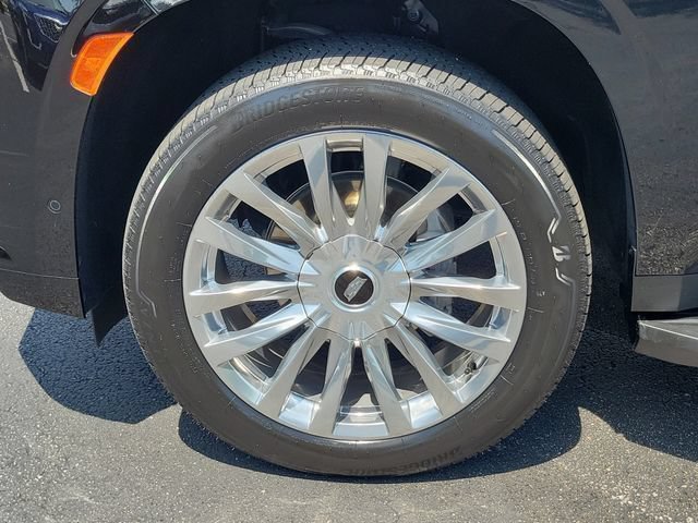 Used 2021 Cadillac Escalade Premium Luxury AWD/4WD image 10