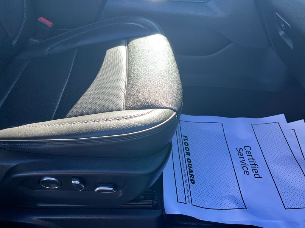 Used 2023 GMC Yukon Denali image 35