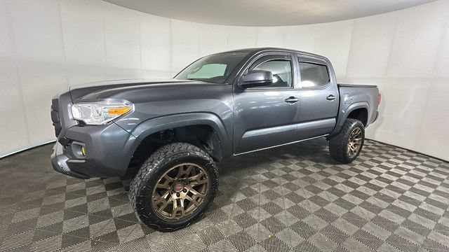 Used 2023 Toyota Tacoma SR AWD/4WD image 6