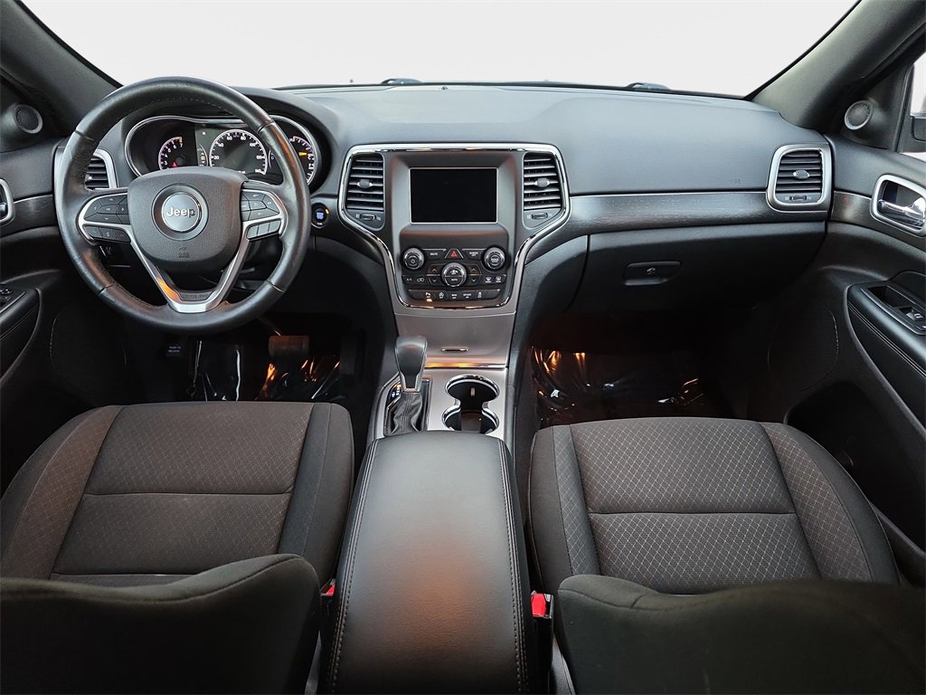 Used 2018 Jeep Grand Cherokee Laredo image 10