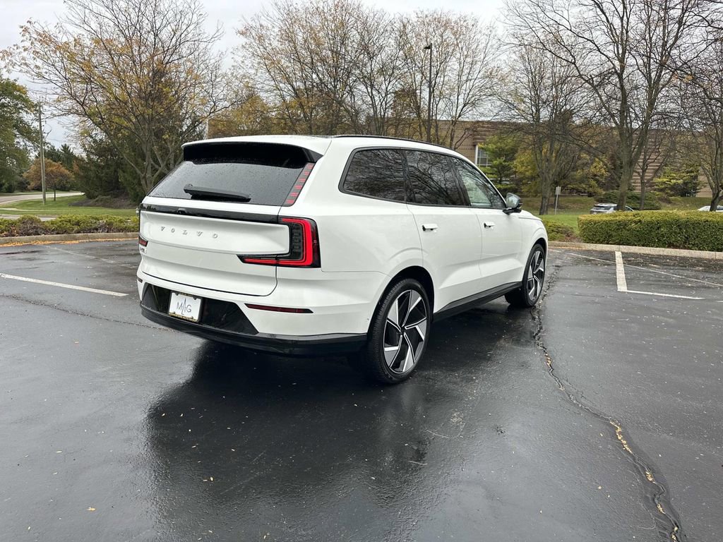 New 2025 Volvo EX90 Ultra w/ Protection Package Premier image 7