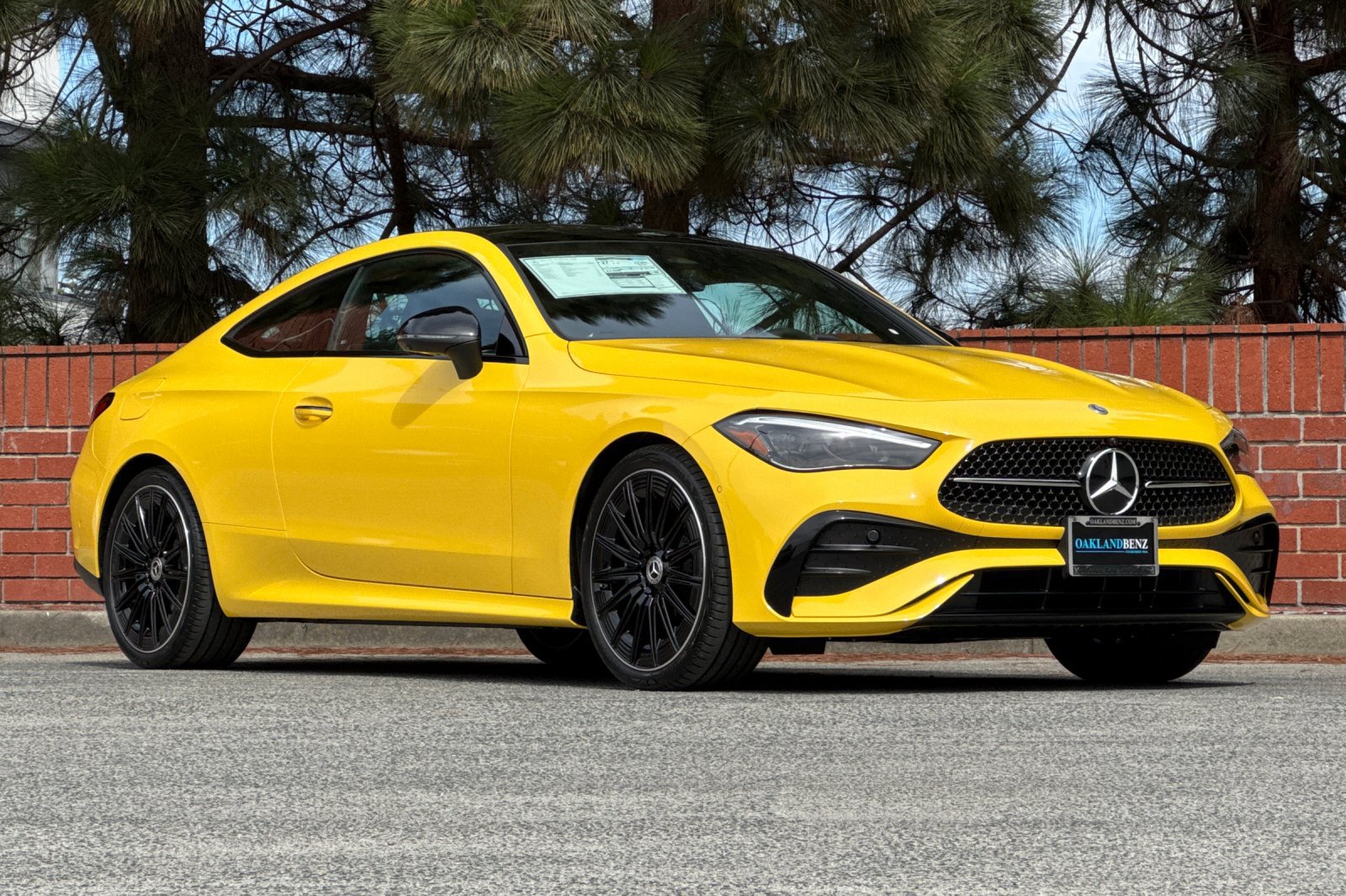 New 2027 Mercedes-Benz CLE 300 4MATIC Coupe image 2