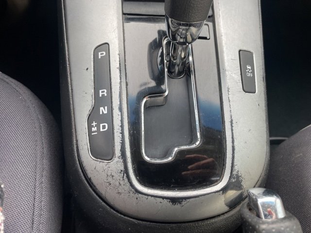 Used 2014 Chevrolet Cruze LS image 25