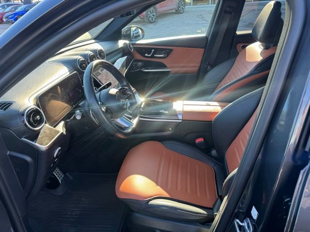 Used 2024 Mercedes-Benz GLC 300 4MATIC image 20