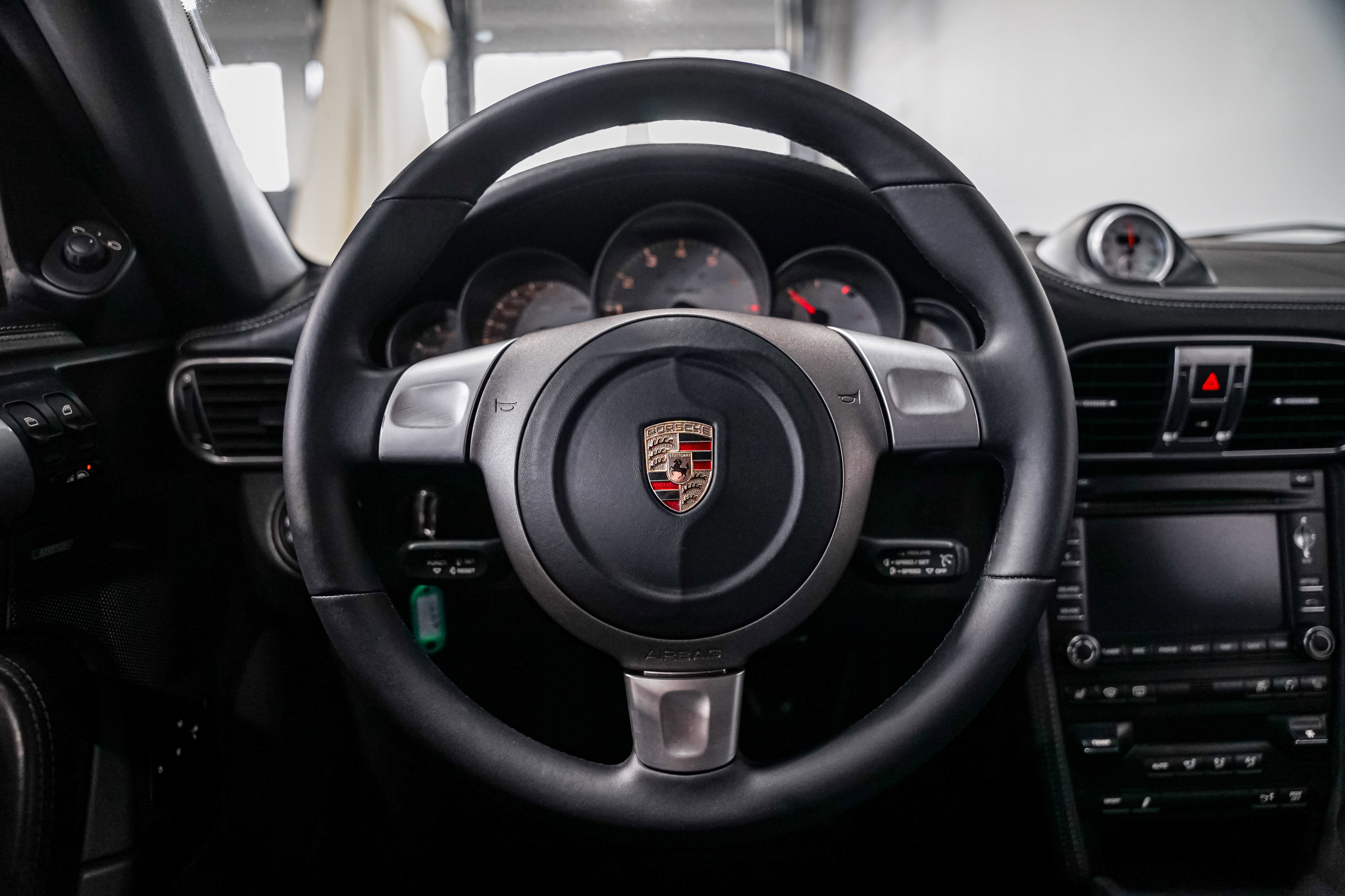 Used 2009 Porsche 911 Turbo image 10