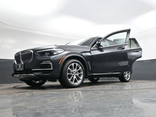 Used 2021 BMW X5 xDrive40i w/ Premium Package 2 image 44
