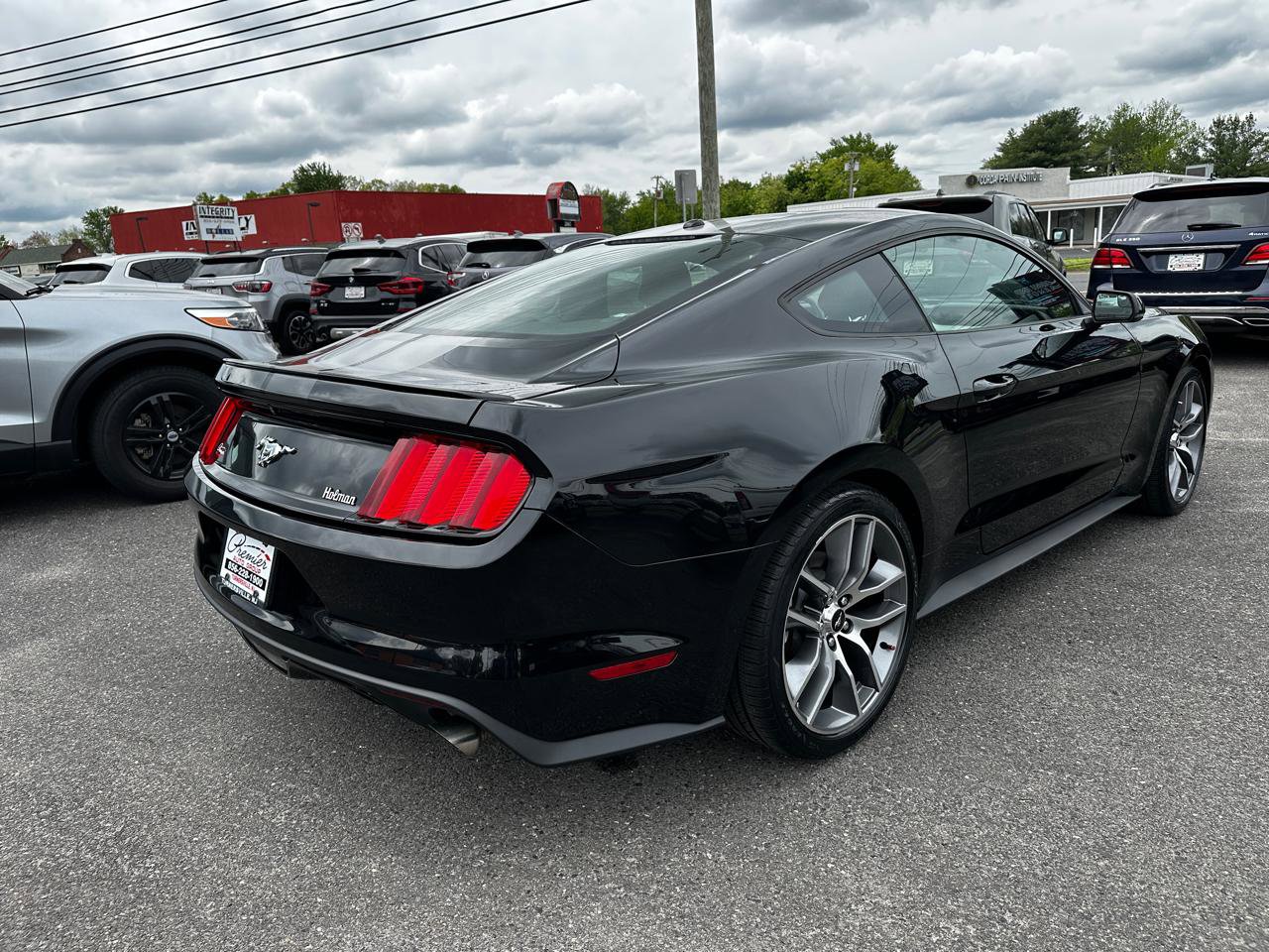 Used 2017 Ford Mustang Premium RWD image 5