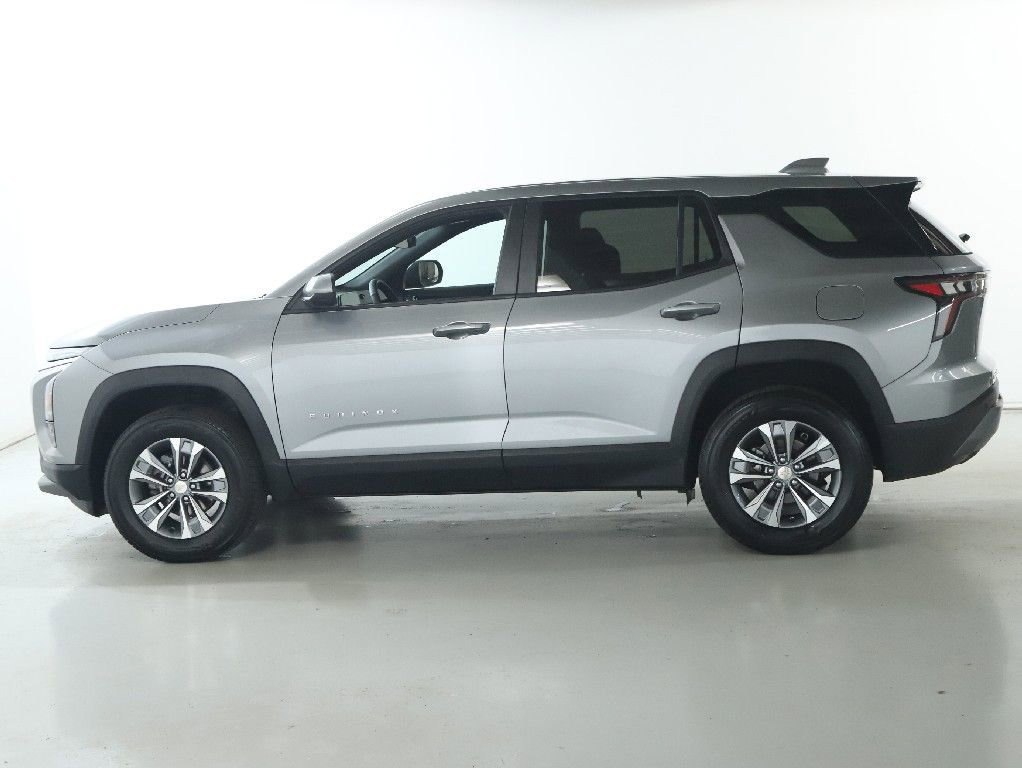 Used 2025 Chevrolet Equinox LT FWD image 36