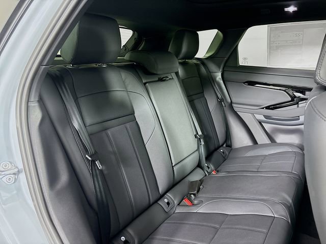 Used 2026 Land Rover Range Rover Evoque S AWD/4WD image 9