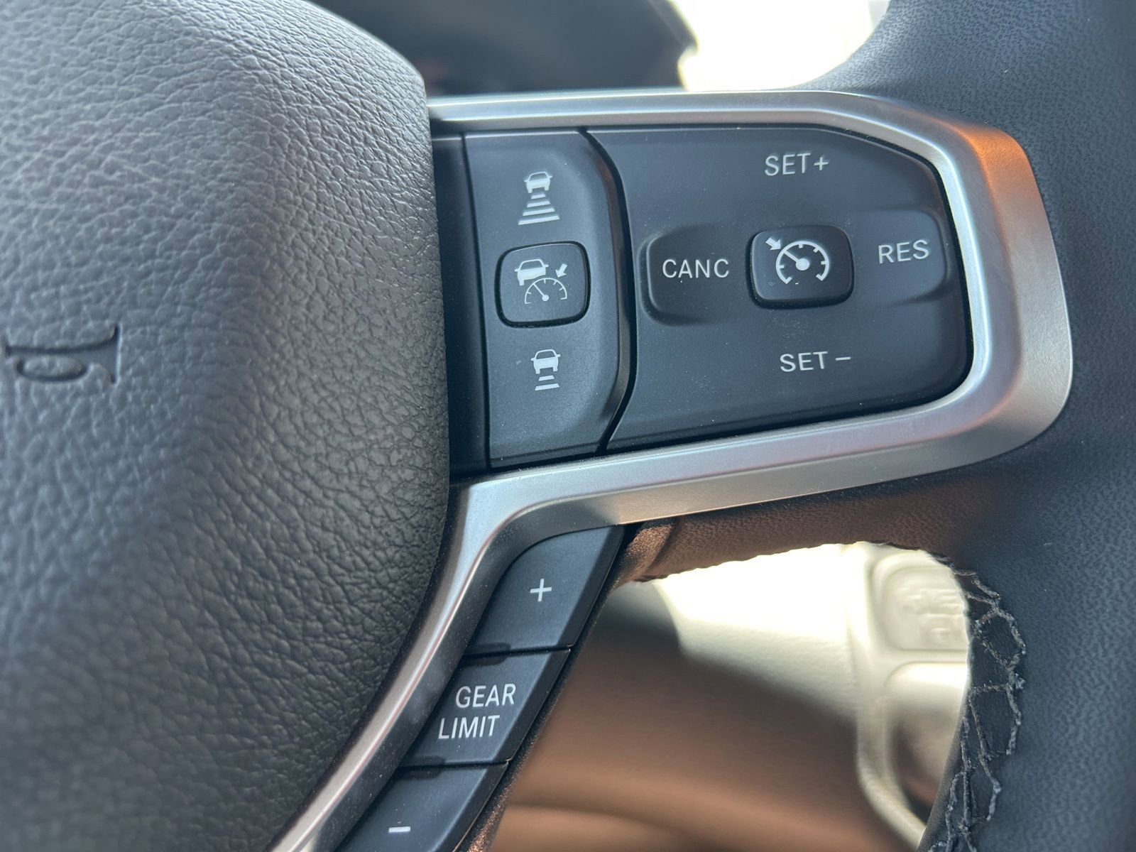 New 2026 RAM 2500 Big Horn AWD/4WD image 15