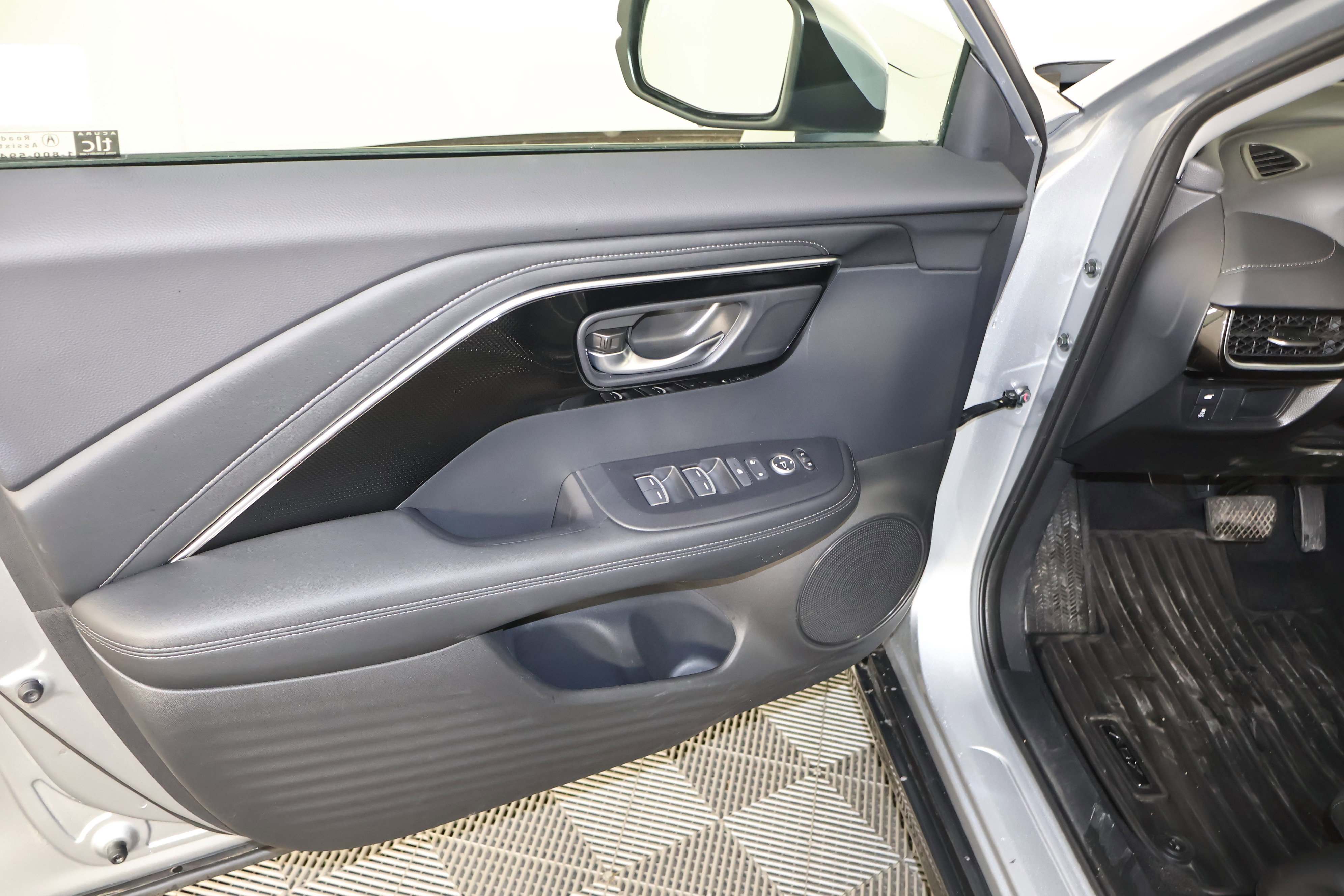 Certified 2025 Acura ADX AWD image 35