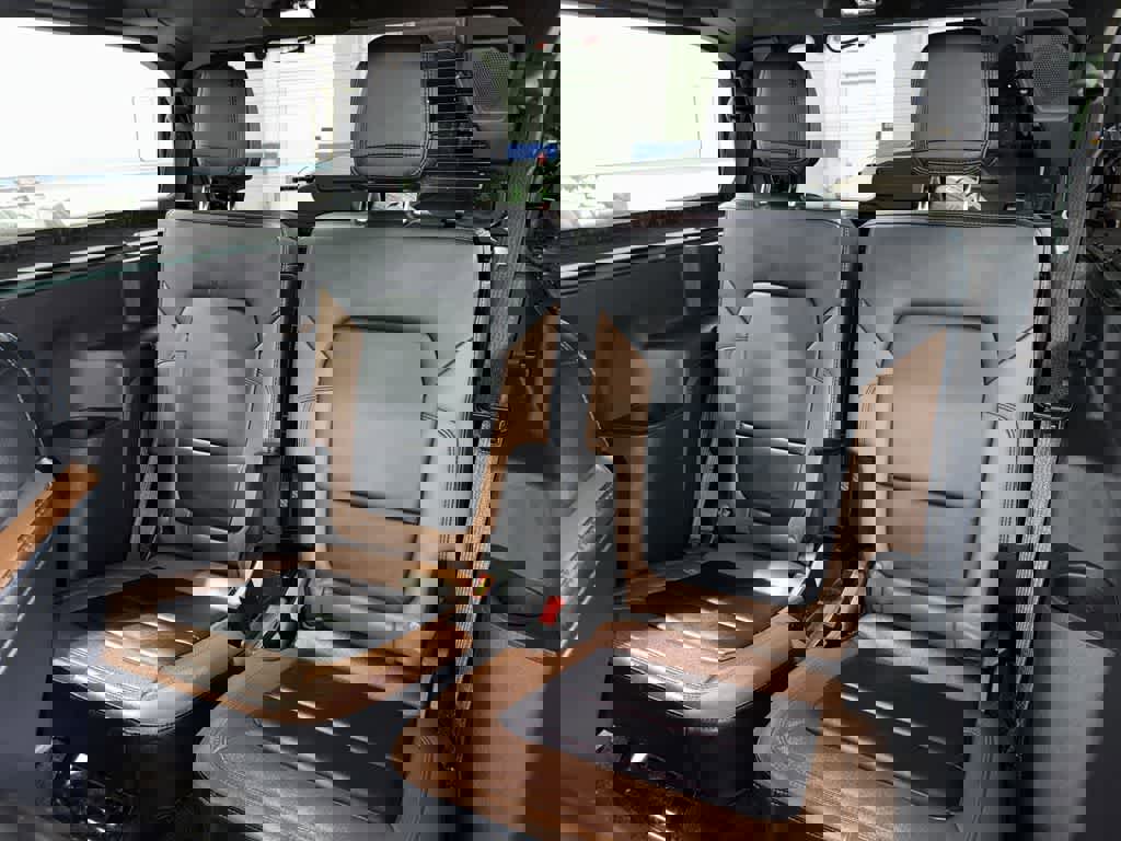 Used 2023 Ford Bronco Outer Banks image 17