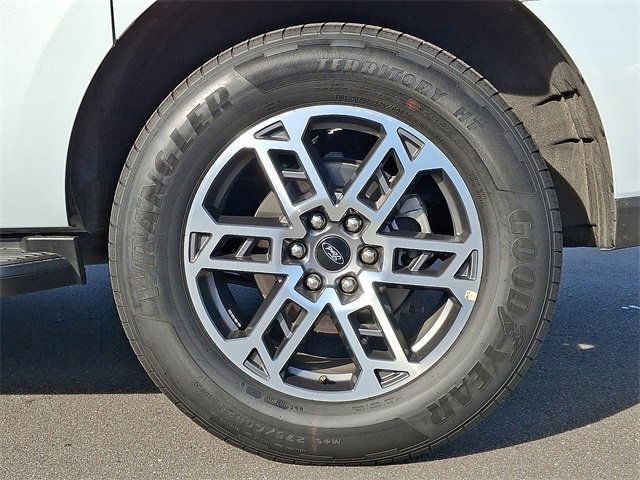 Used 2025 Ford Expedition Max Active image 8