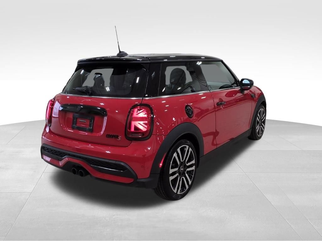 Used 2022 MINI Cooper S image 7