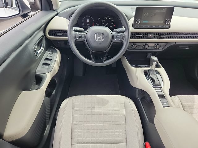 Used 2025 Honda HR-V LX image 11