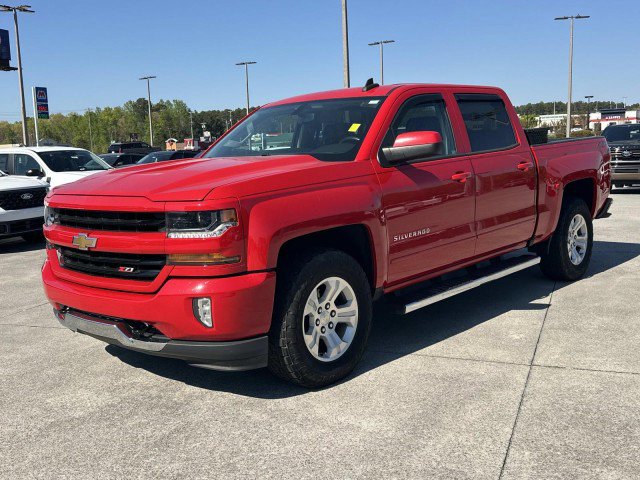 Used 2018 Chevrolet Silverado 1500 LT w/ All Star Edition image 3