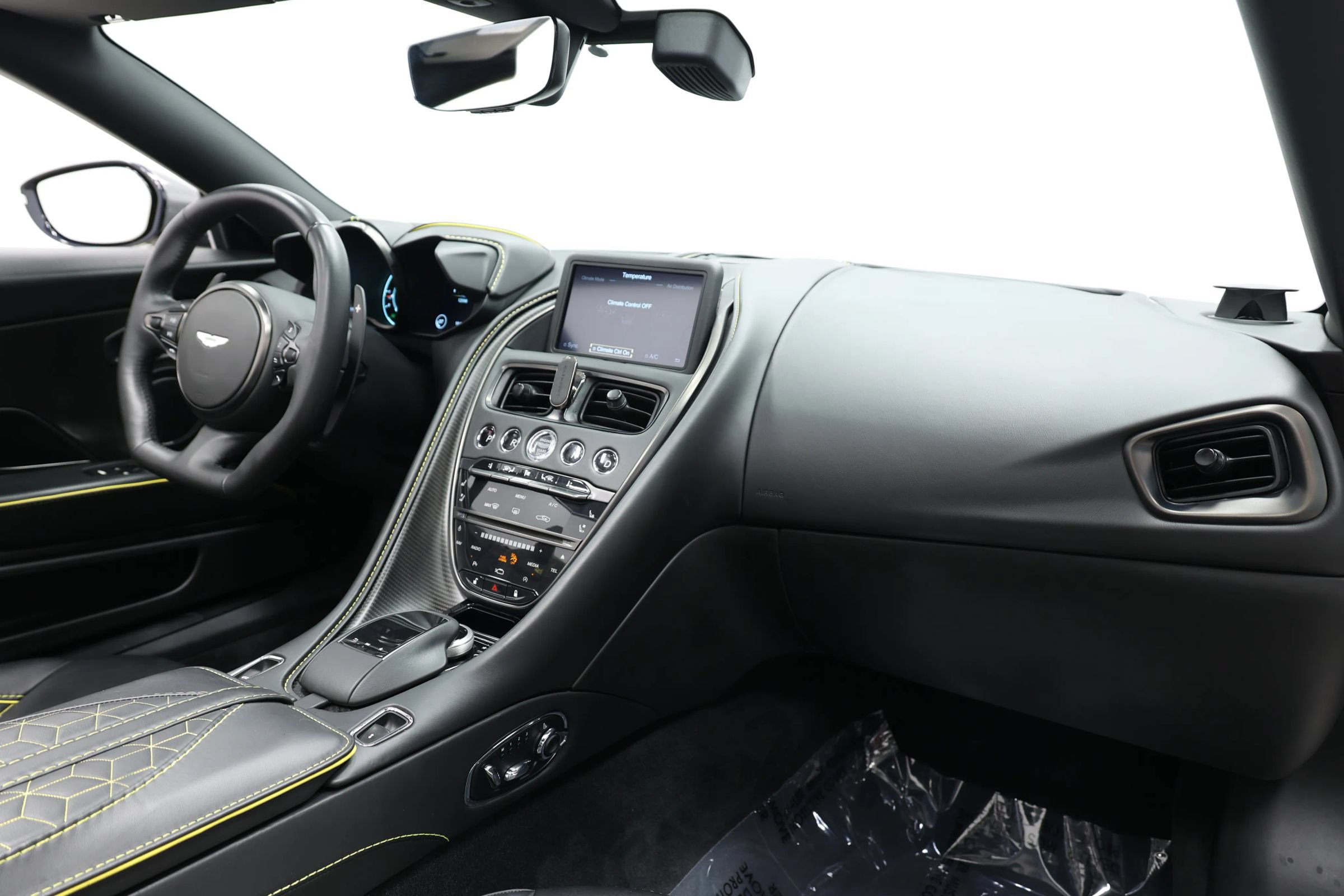 Used 2021 Aston Martin DBS Superleggera Volante RWD image 99