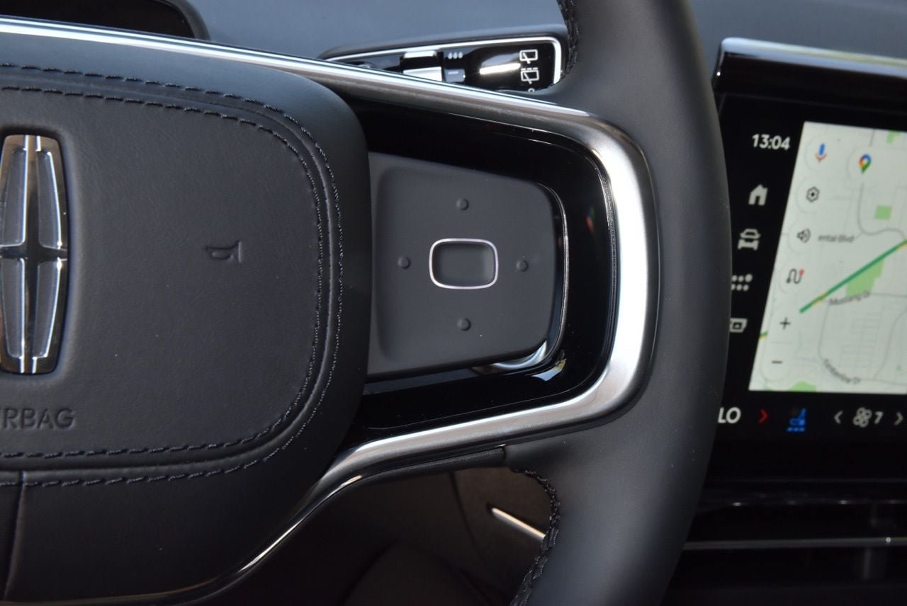 New 2026 Lincoln Nautilus Premier w/ Equipment Group 102A AWD/4WD image 31