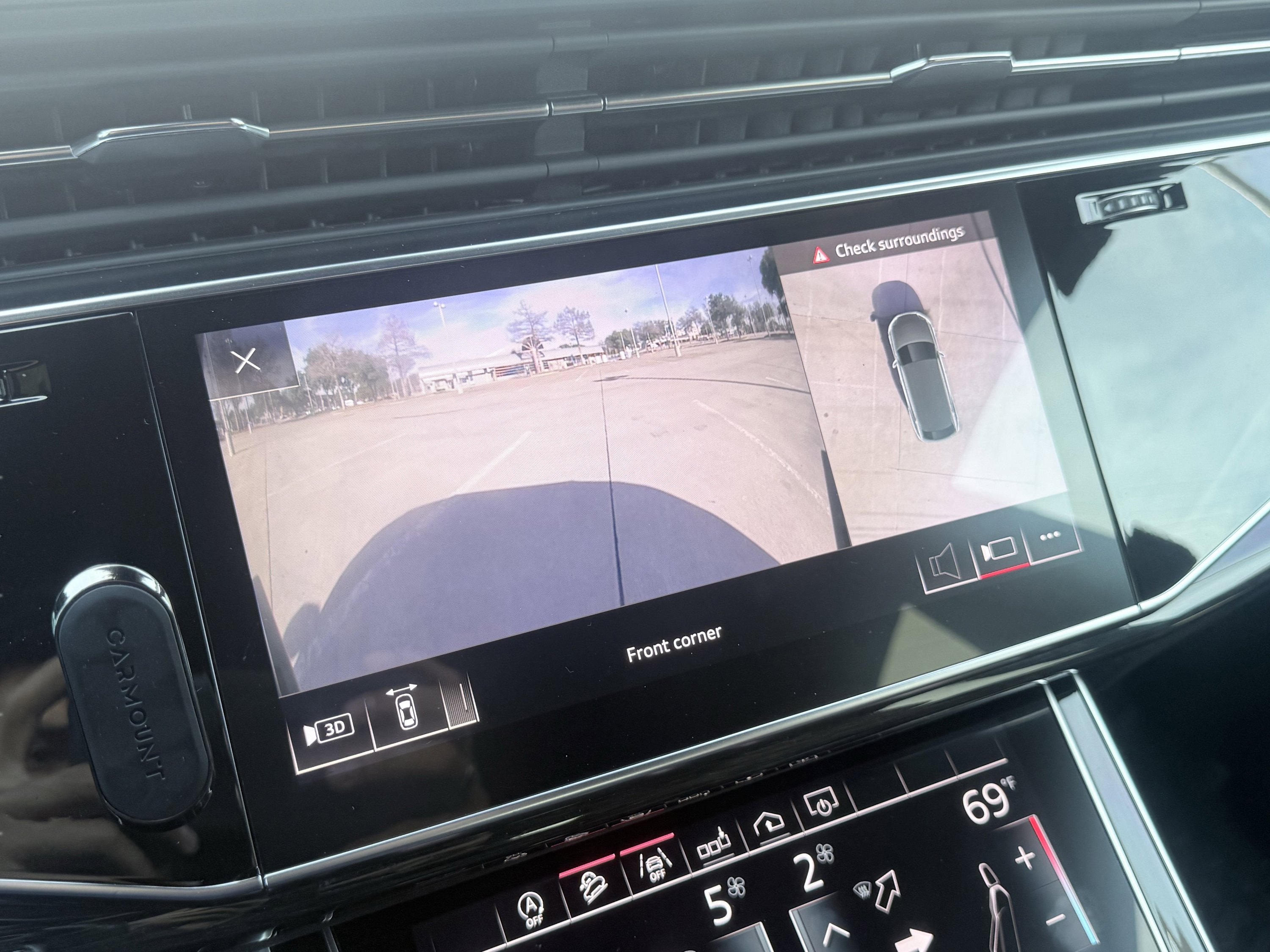 Used 2019 Audi Q8 Premium Plus w/ Premium Plus image 71