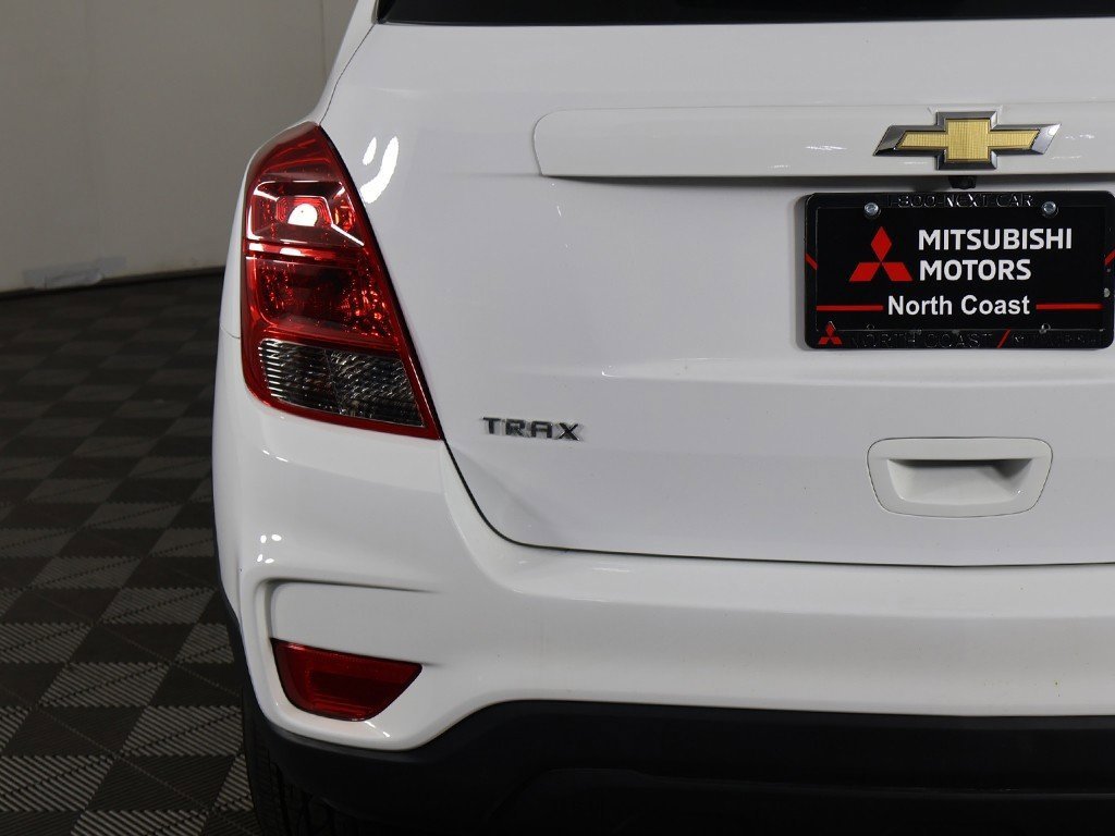 Used 2021 Chevrolet Trax LS image 12