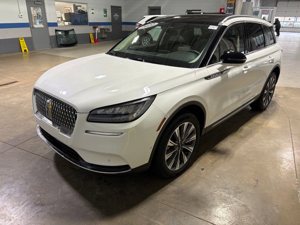 Used 2022 Lincoln Corsair Reserve w/ Equipment Group 201A image 6