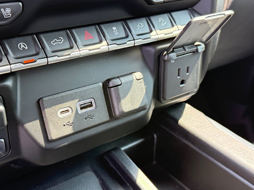 Used 2020 GMC Sierra 1500 Denali AWD/4WD image 36