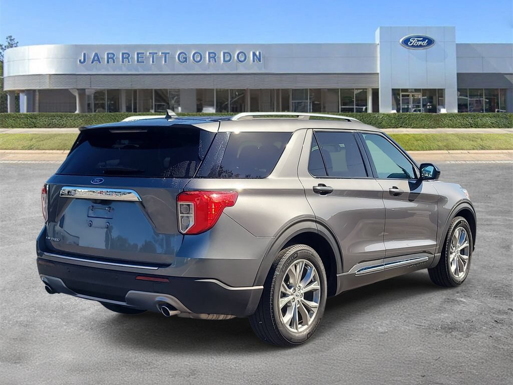 Certified 2024 Ford Explorer Limited RWD image 4