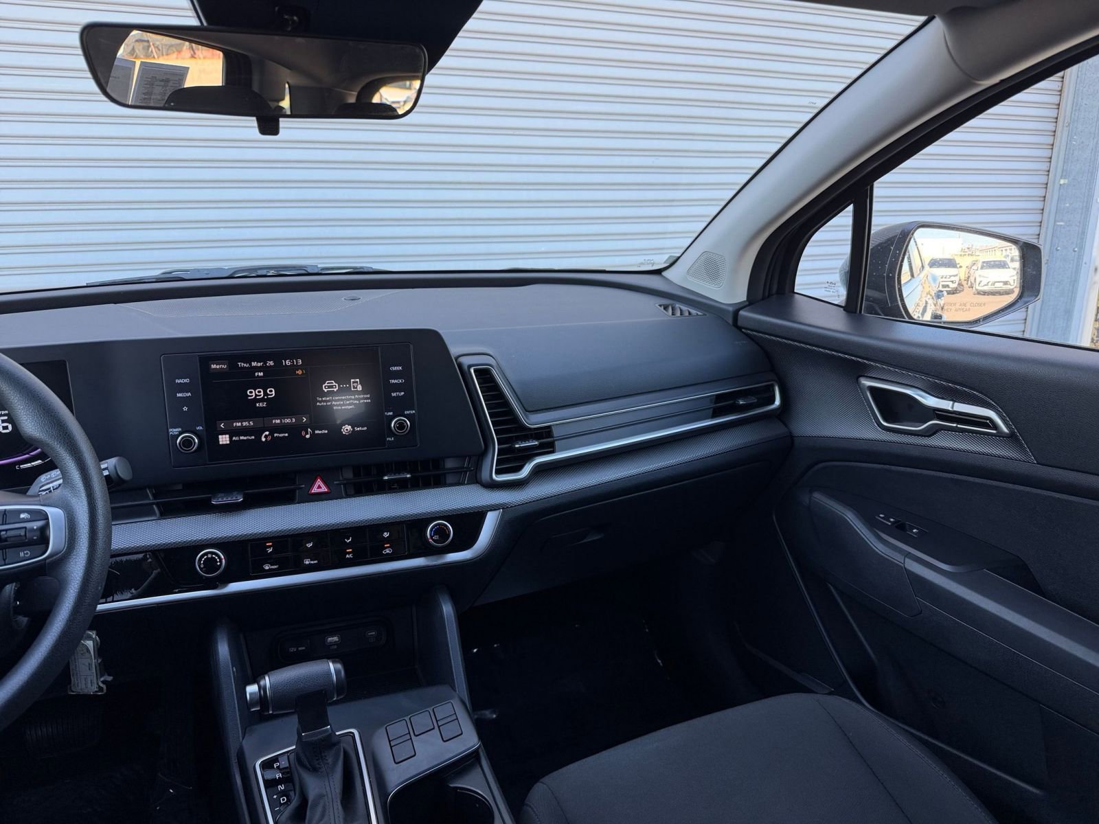 Used 2025 Kia Sportage LX FWD image 34