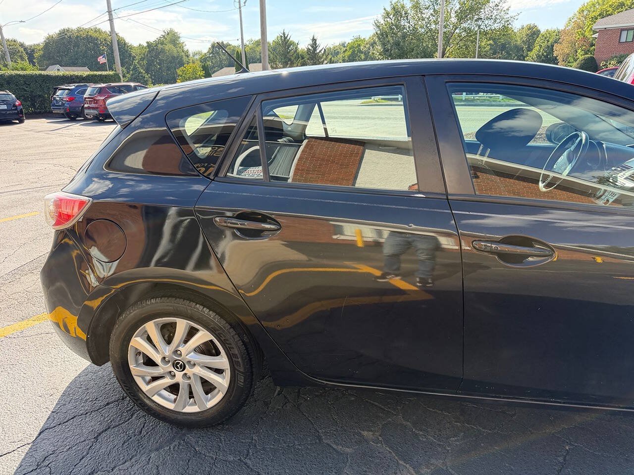 Used 2013 MAZDA MAZDA3 i Touring FWD image 8