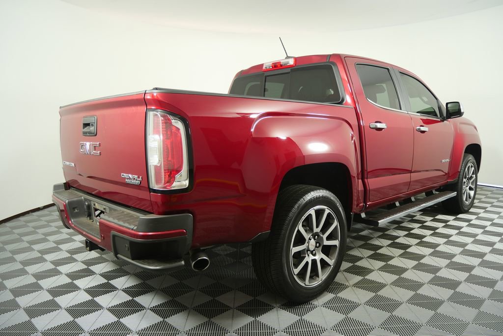 Used 2019 GMC Canyon Denali image 3