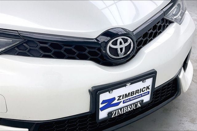 Used 2018 Toyota Corolla iM w/ All-Weather Mat Package FWD image 30
