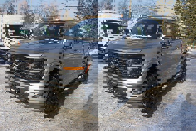 New 2025 Ford F150 XLT w/ Equipment Group 302A MID image 7