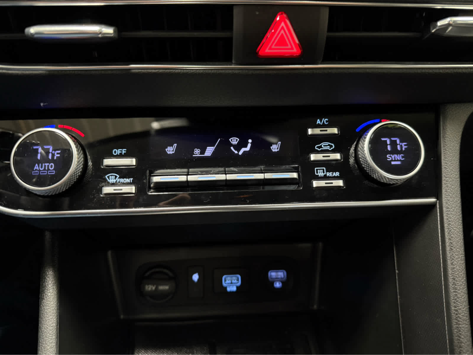 Used 2022 Hyundai Sonata SEL w/ Convenience Package FWD image 16