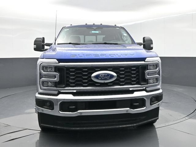 Used 2026 Ford F350 Lariat w/ Lariat Ultimate Package AWD/4WD image 3