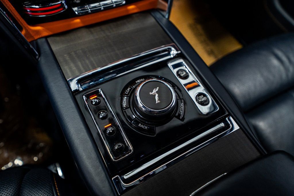 Used 2021 Rolls-Royce Cullinan AWD/4WD image 44