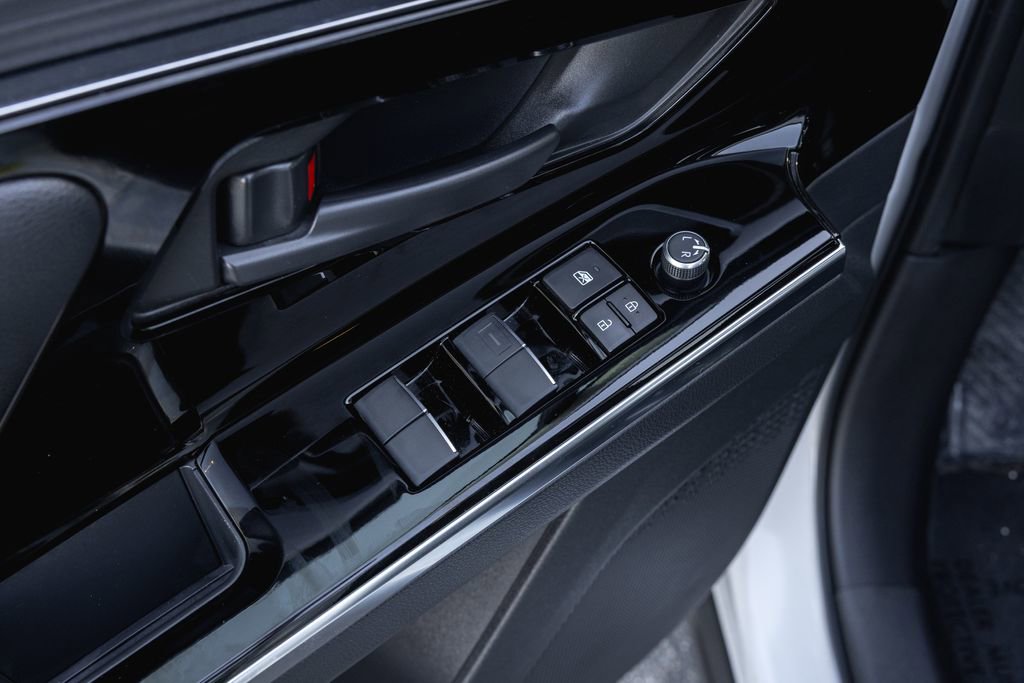 Certified 2023 Toyota bZ4X Limited w/ Weather Package image 8