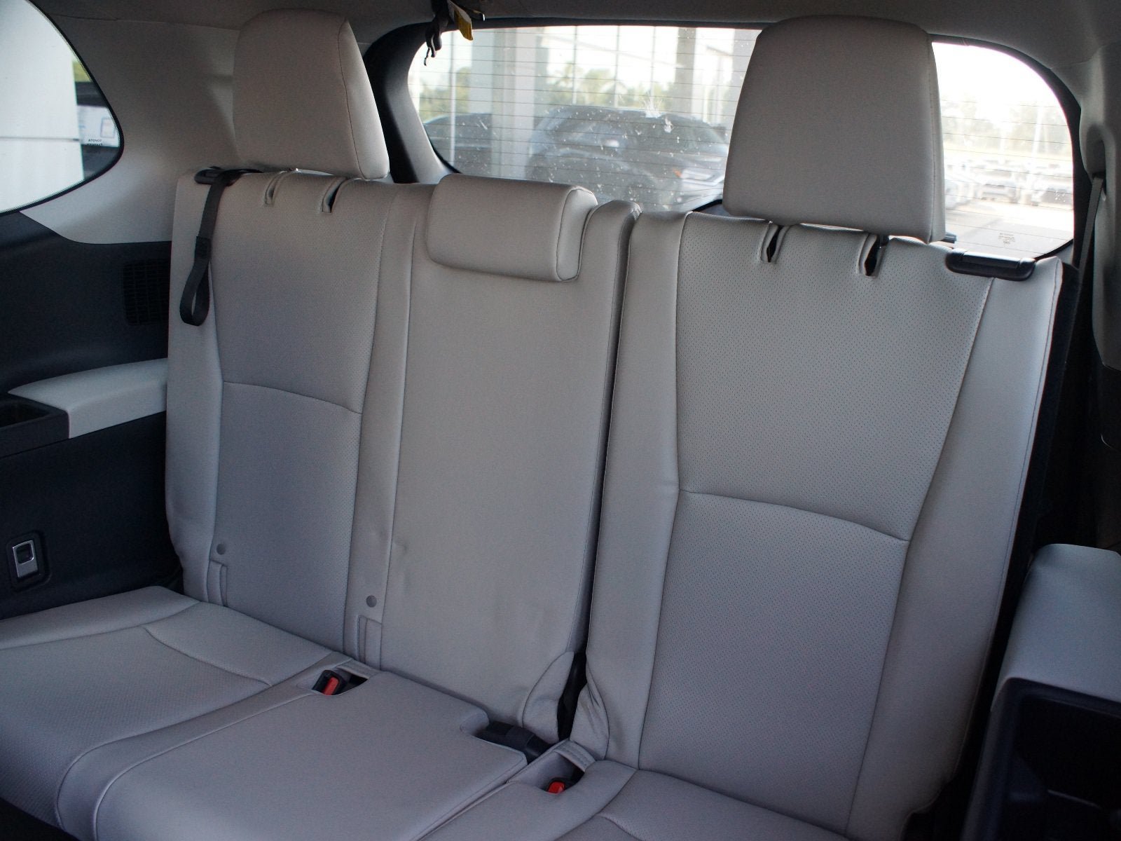New 2026 Toyota Grand Highlander XLE FWD image 9