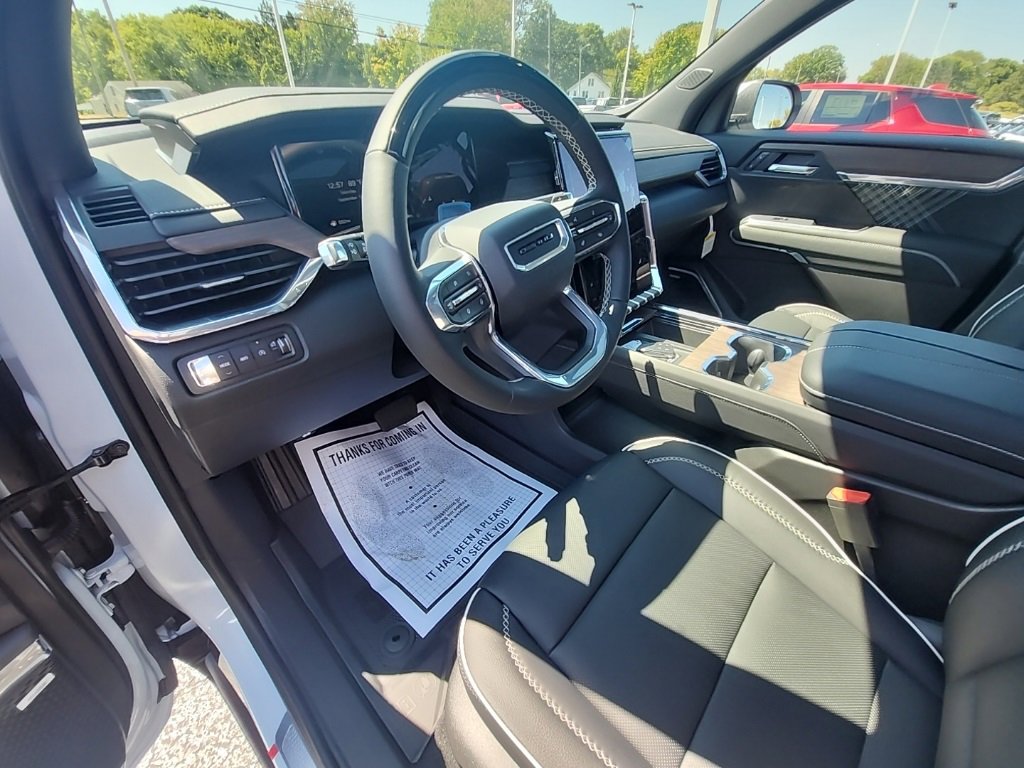New 2026 GMC Acadia Denali w/ Super Cruise Package image 14