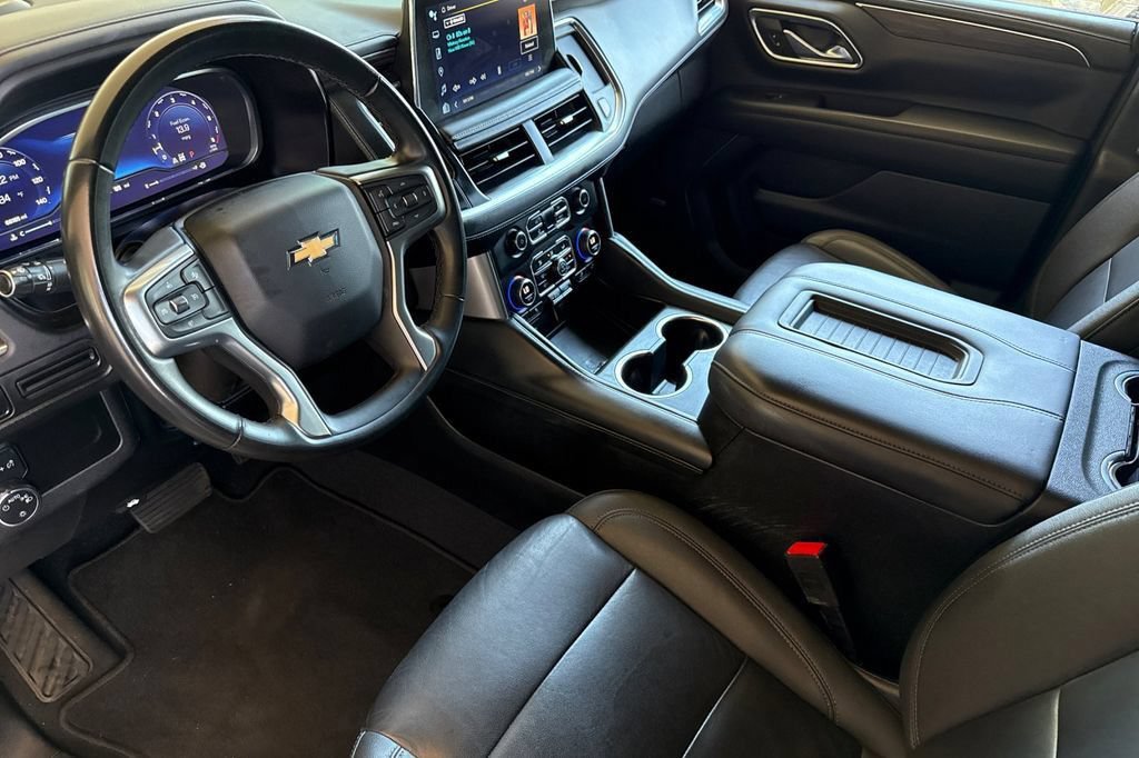 Used 2023 Chevrolet Suburban LT AWD/4WD image 10