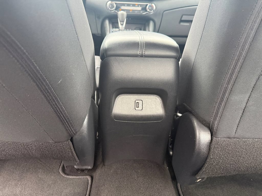 Used 2024 Nissan Sentra SV FWD image 17