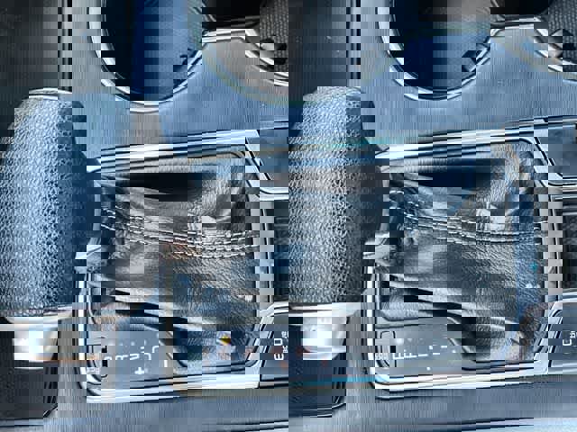 Used 2020 Kia Sedona LX image 16