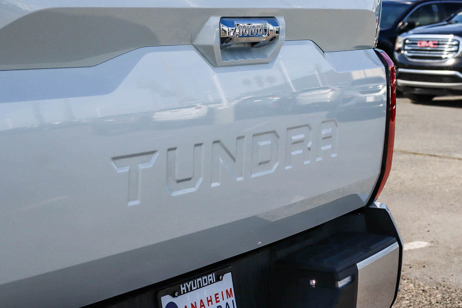 Used 2023 Toyota Tundra Limited image 10