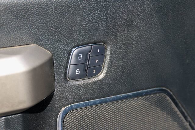 Used 2015 Ford F150 Lariat image 11