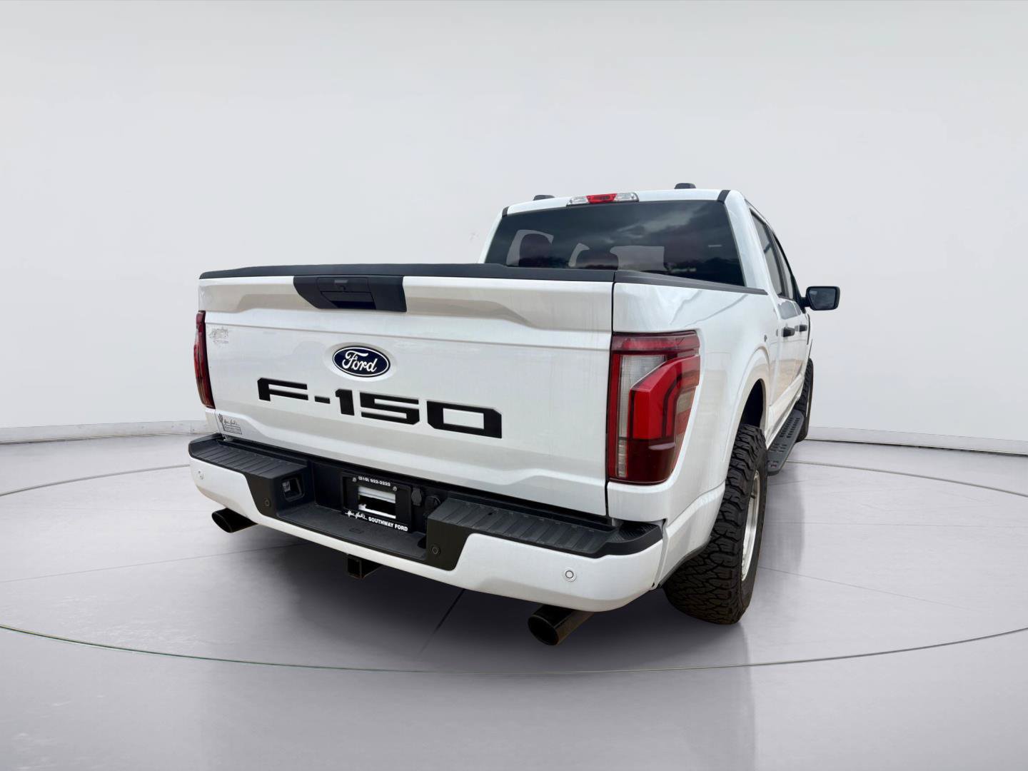 Used 2025 Ford F150 STX w/ Equipment Group 200A RWD image 3