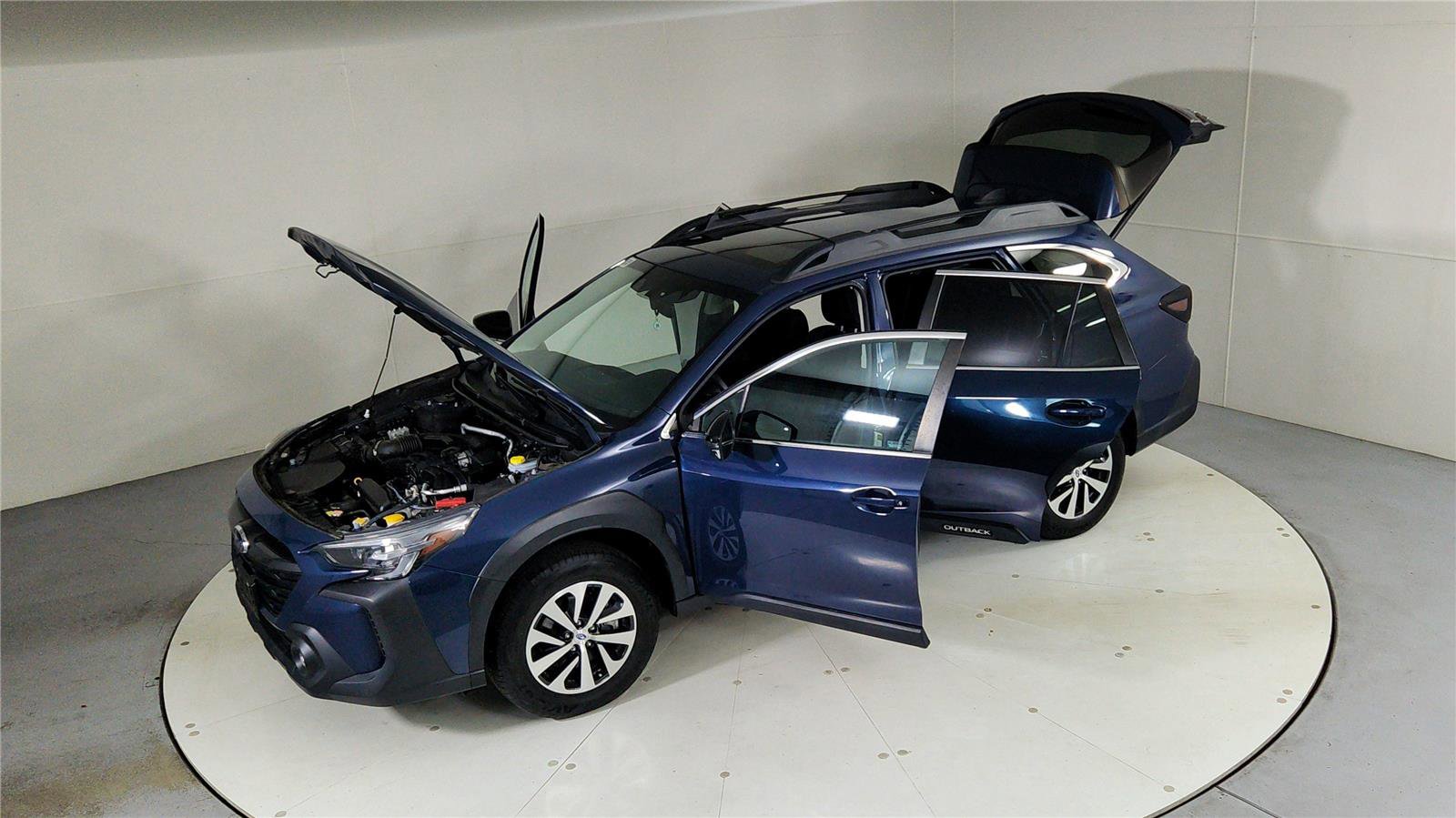 Used 2023 Subaru Outback Premium image 44