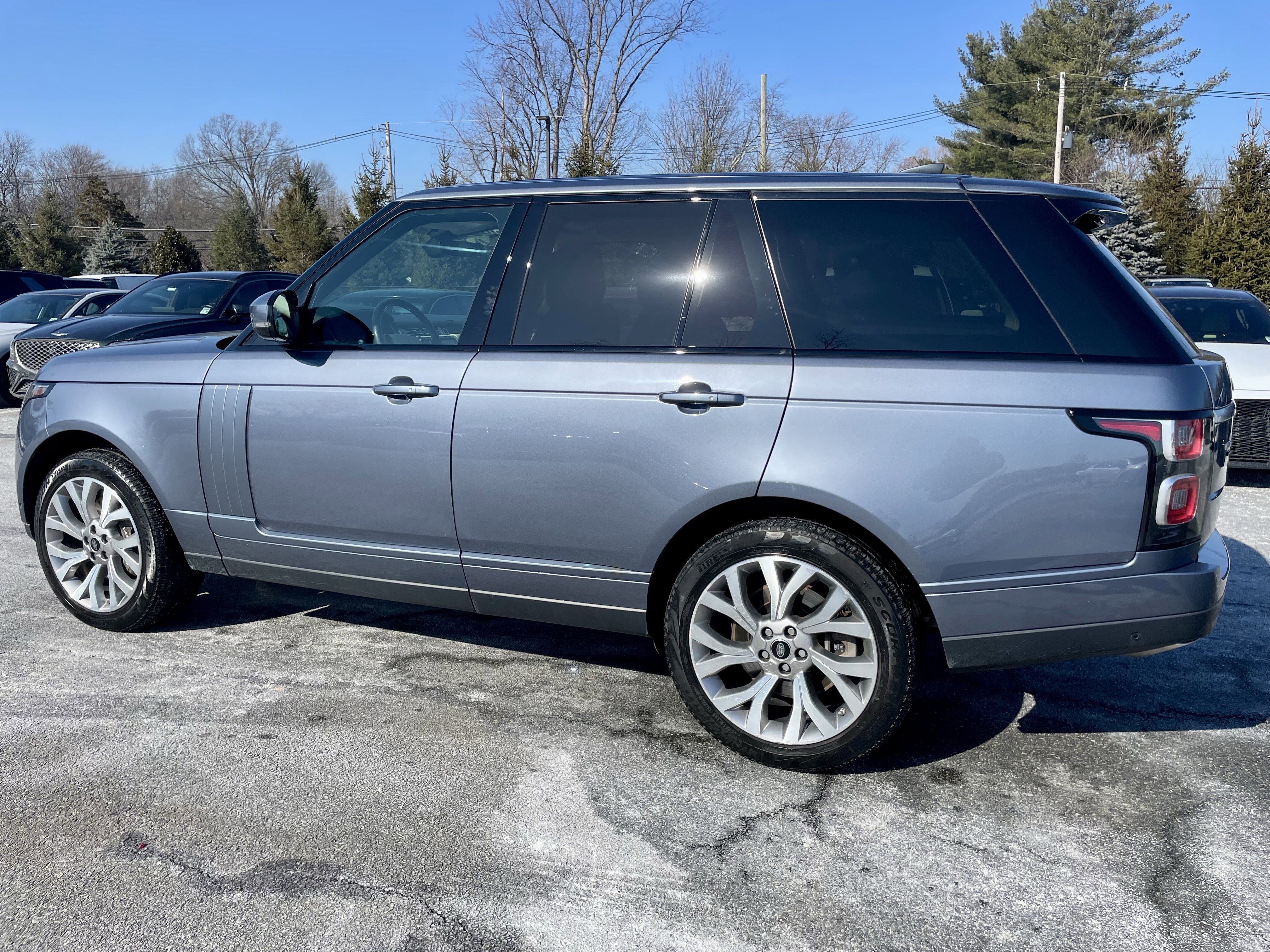 Used 2020 Land Rover Range Rover HSE image 5