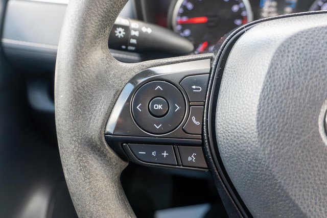 Used 2019 Toyota RAV4 LE AWD/4WD image 18