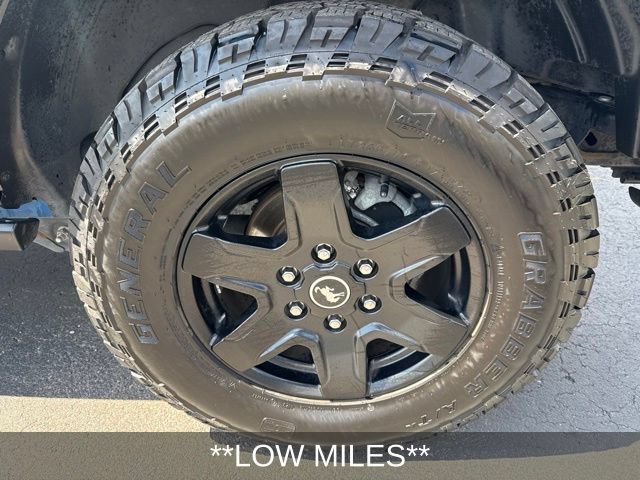 Used 2023 Ford Bronco Black Diamond AWD/4WD image 7