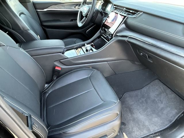 New 2024 Jeep Grand Cherokee L Overland image 15